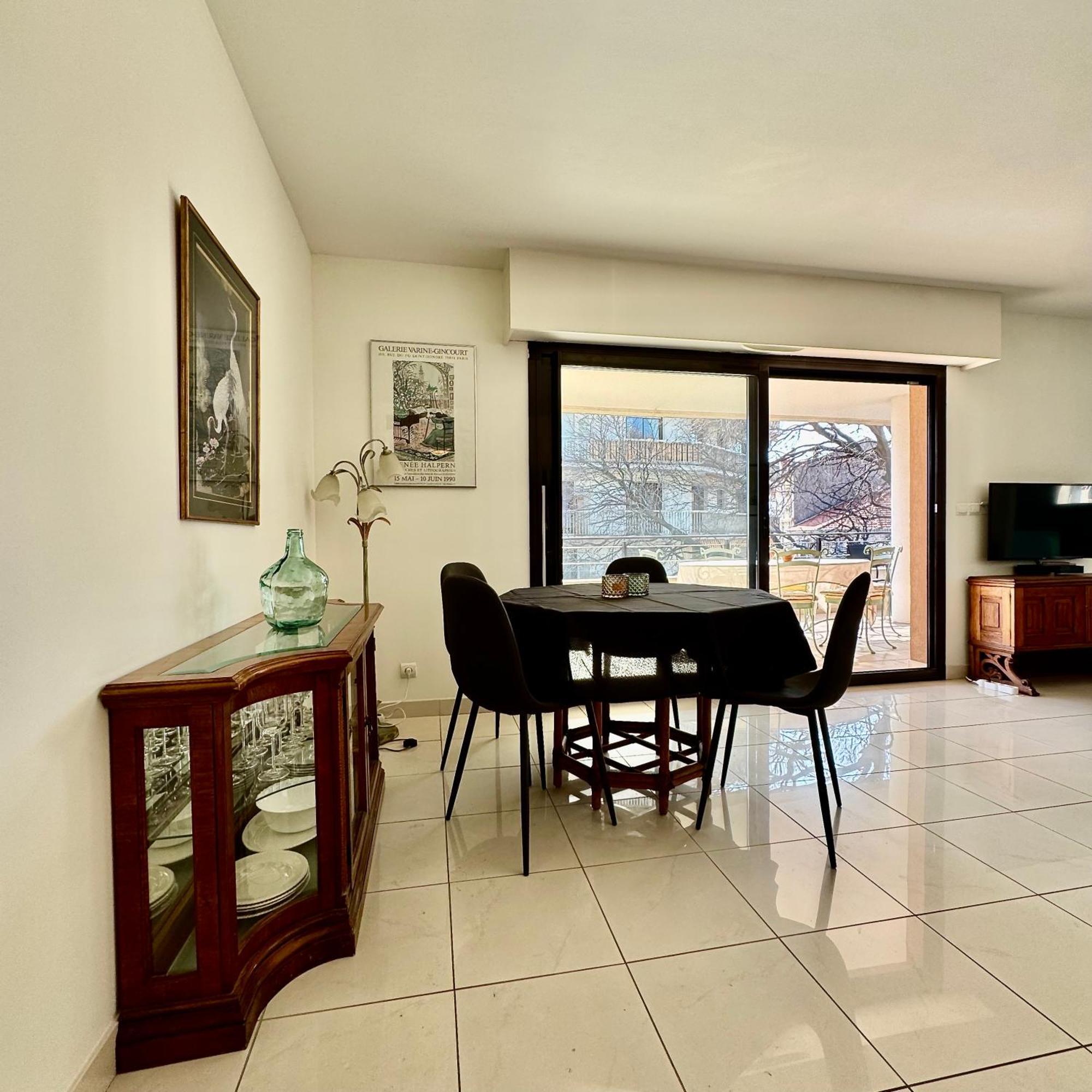 Spacious Luxury Apt, 12 Min Walk To Croisette Beach And Conf Centre Cannes Buitenkant foto